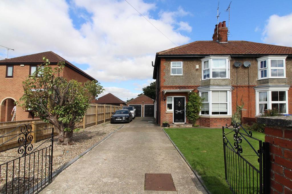 Manorfield Road, Driffield, East Yorkshire, YO25 3 bed semidetached