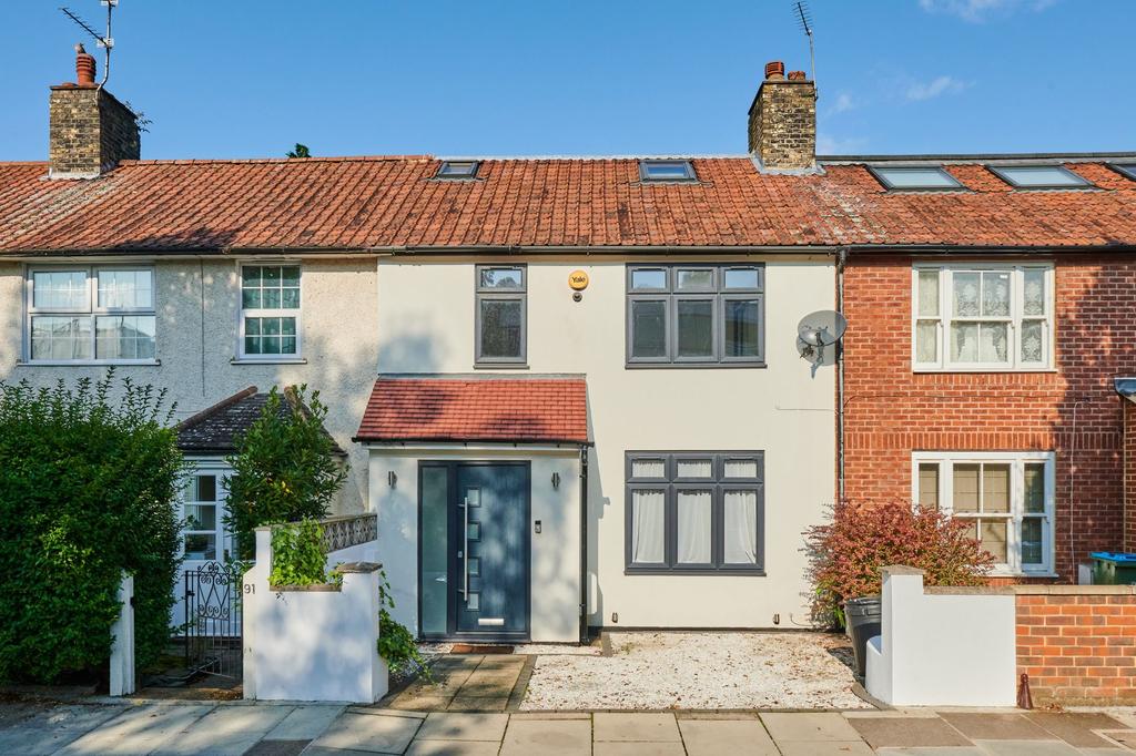 Boileau Road, Barnes, SW13 4 bed house £925,000