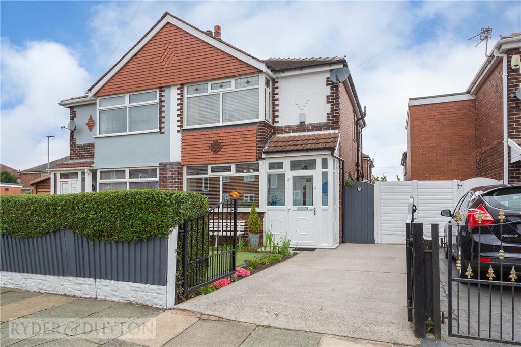 Hawthorn Road, Droylsden, Manchester, M43 2 bed semidetached house £