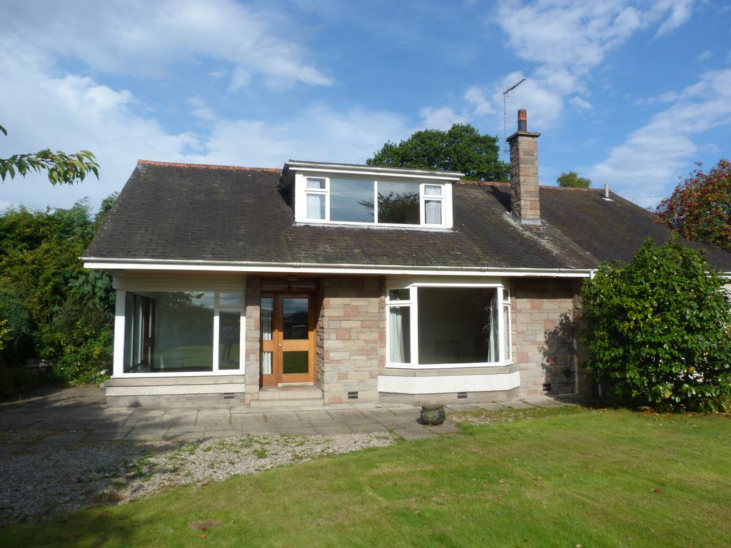 Fleurs Drive, Elgin 4 bed detached house £1,000 pcm (£231 pw)