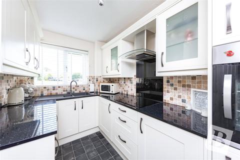 32 Swans Hope, Loughton, IG10 2NA