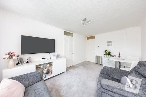 32 Swans Hope, Loughton, IG10 2NA