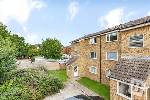 32 Swans Hope, Loughton, IG10 2NA