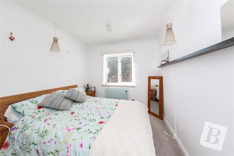 37 Earlsfield Drive, Chelmsford, CM2 6SX