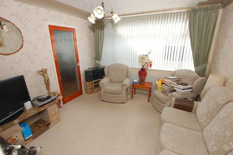 14 Beverley Drive, Kingswinford, DY6 9BW
