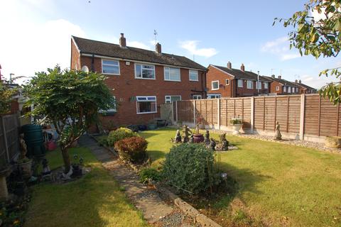 14 Beverley Drive, Kingswinford, DY6 9BW