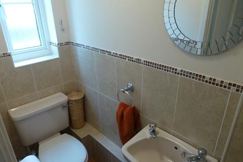 8 Carregamman, Ammanford, SA18 3EG