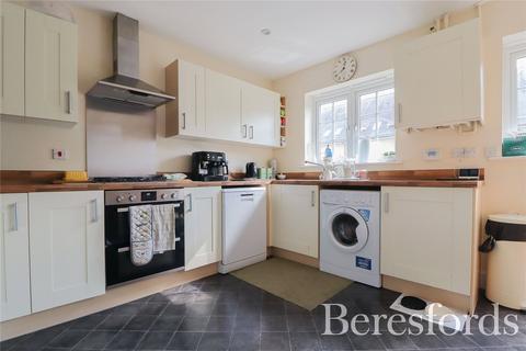 35 Blade Road, Colchester, CO4 5ZU
