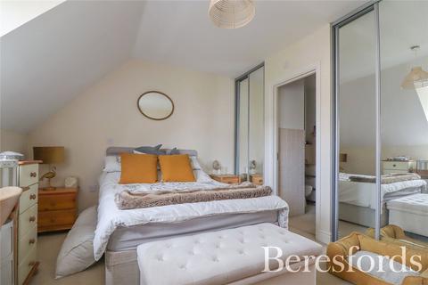 35 Blade Road, Colchester, CO4 5ZU