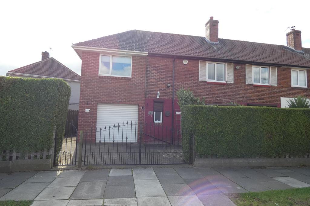 Lawnswood Road, Thorntree... 3 bed semidetached house £120,000