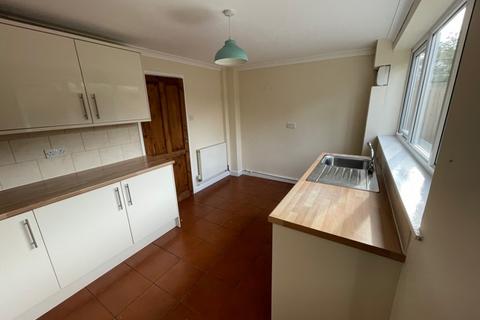 3 bedroom semi-detached house to rent, Sydney Road, Draycott DE72