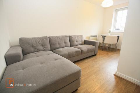 3 bedroom apartment to rent - Maria Court, Colchester, Essex, CO2
