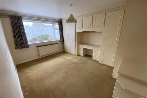 7 Barn Close, Wick, Littlehampton, BN17 6JU