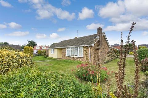 7 Barn Close, Wick, Littlehampton, BN17 6JU