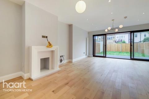 26 Raymead Avenue, Thornton Heath, CR7 7SA