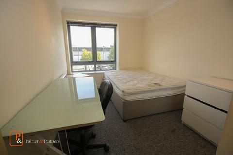 3 bedroom apartment to rent, Lightship Way, Colchester, Essex, CO2