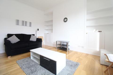 1 bedroom flat to rent, Pitstruan Place, Aberdeen, Top Left, AB10