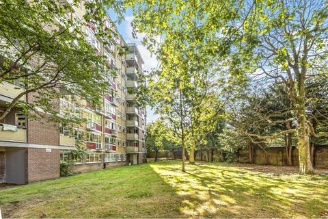68, Peldon Court Sheen Road, Richmond, TW9 1YU