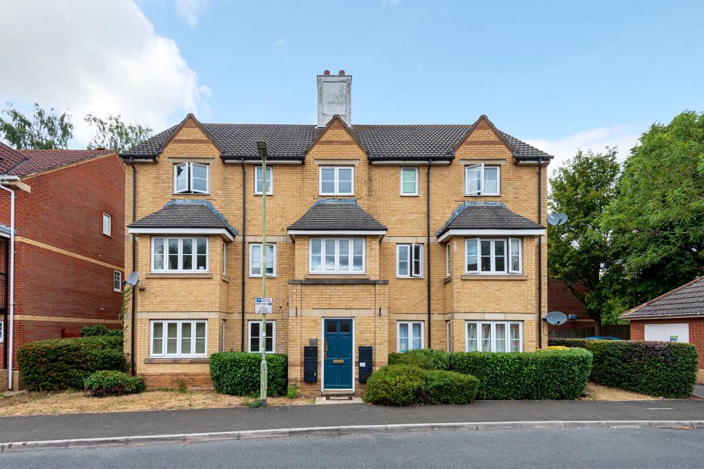 East Field Close, Headington, OX3 2 bed apartment £1,250 pcm (£288 pw)