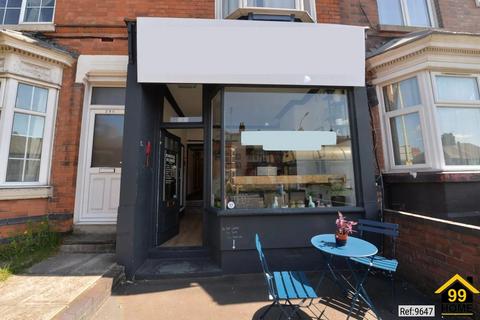 Retail property (high street) to rent, Welford Road, Leicester, Leicestershire, LE2