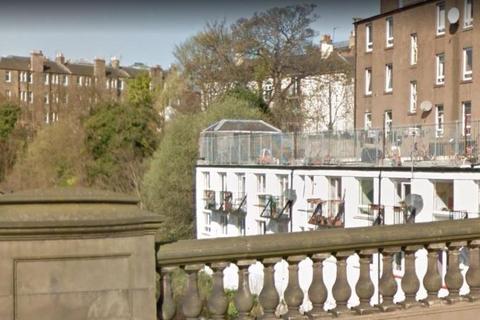 2 bedroom flat to rent, Newhaven Road, Newhaven, Edinburgh, EH6