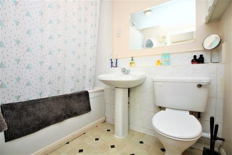 1 bedroom flat to rent, Chatten Court, Swynford Gardens, Hendon, NW4