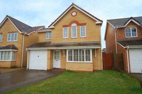 4 bedroom detached house to rent, Falcon Way, Beck Row, Bury St Edmunds, Suffolk, IP28