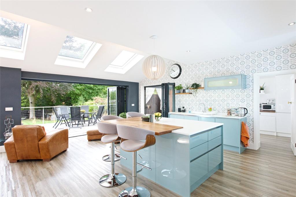 Kitchen/Dining/Fam