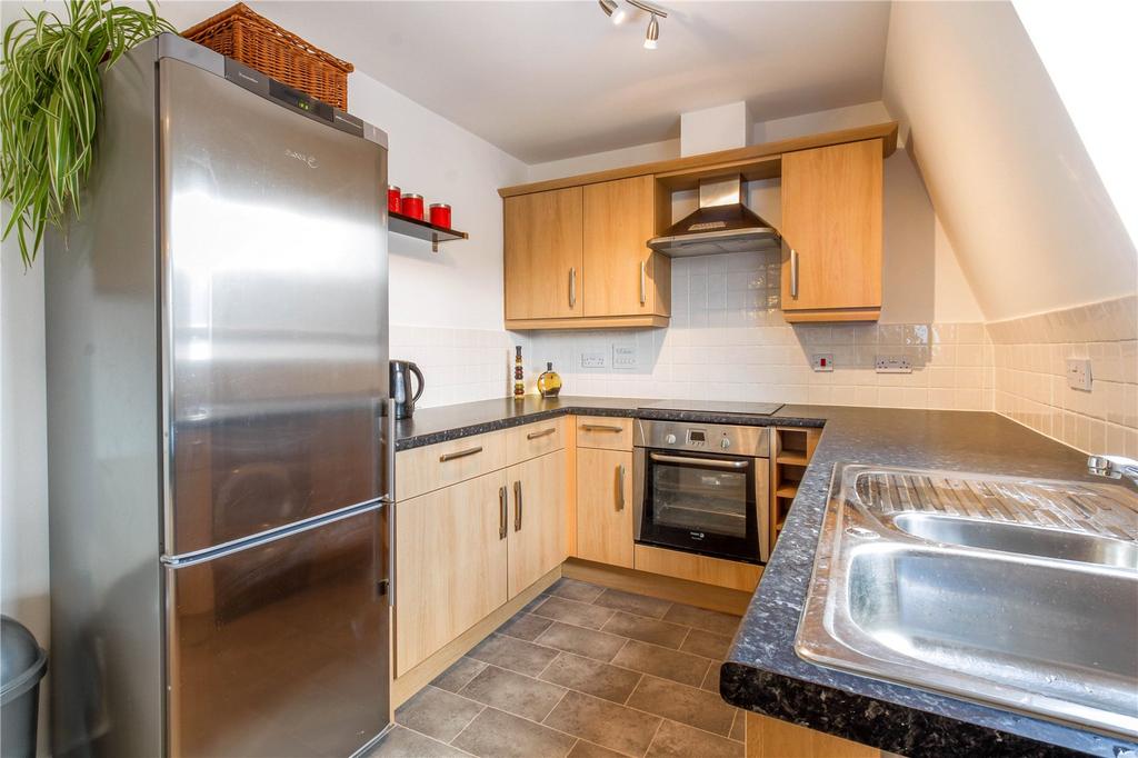 Apartment in Bristol - View 3