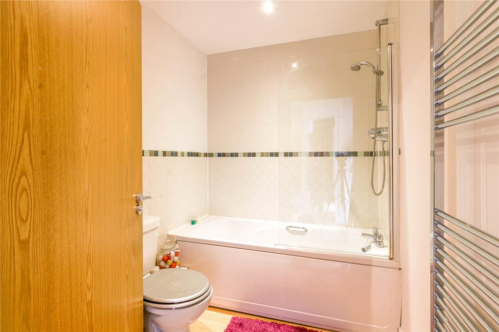 Apartment in Bristol - More