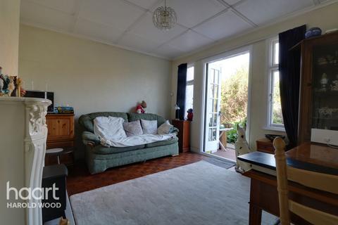 St Just Colchester Road, Romford, RM3 9SF