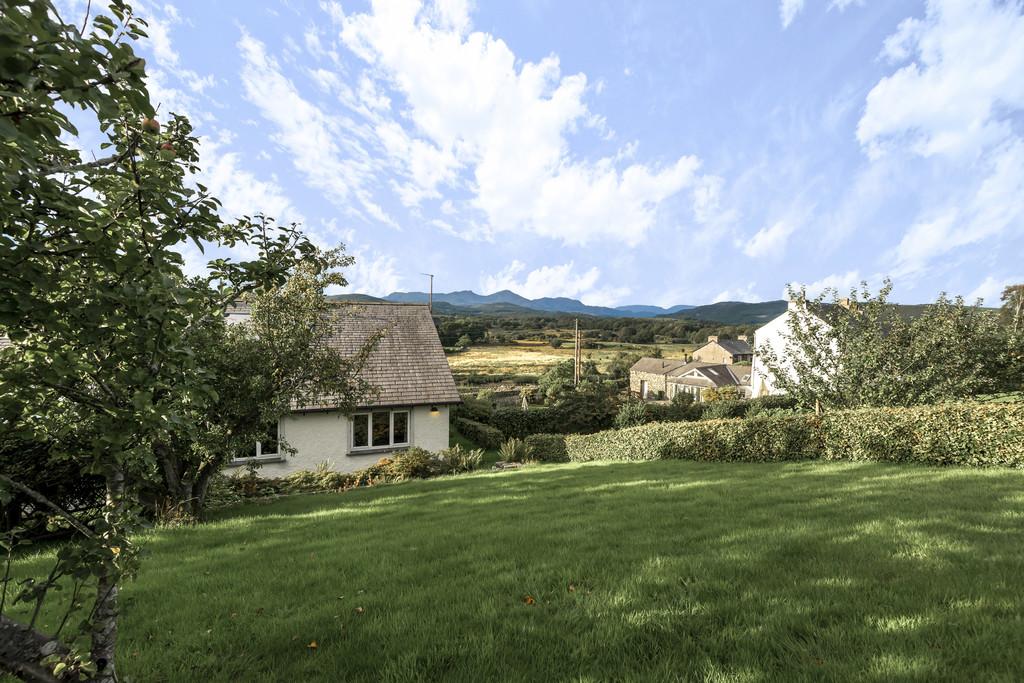 Rear Garden and Views