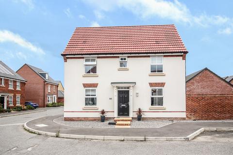 37 Cheviot Road, Westbury, BA13 3ZJ