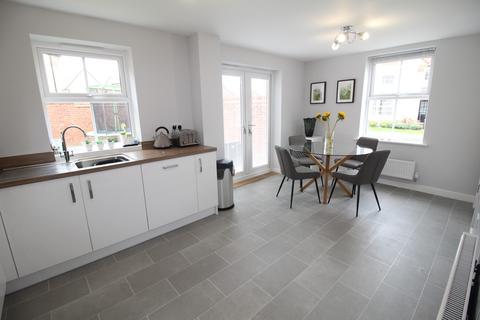 37 Cheviot Road, Westbury, BA13 3ZJ