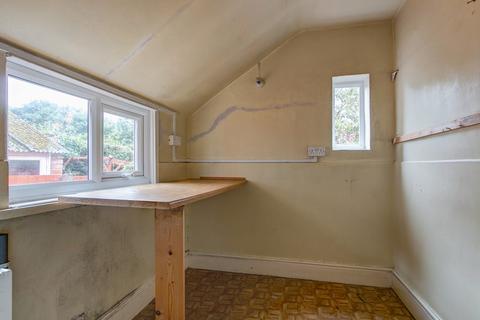 152 Birmingham Road, Redditch, B97 6EN