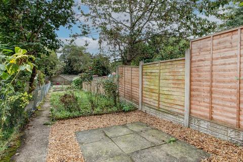 152 Birmingham Road, Redditch, B97 6EN