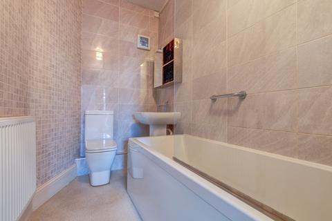 152 Birmingham Road, Redditch, B97 6EN