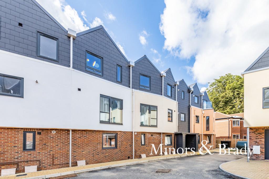 Beckham Place, Norwich 2 bed flat £220,000
