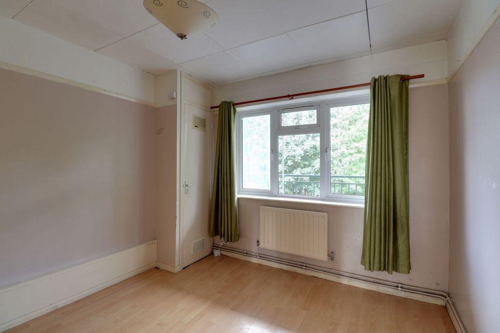 Bedroom 2 (Double)