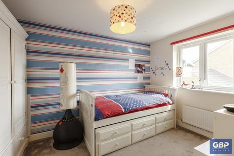 4 Mellowes Road, Hornchurch, RM11 1GF