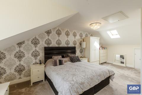 4 Mellowes Road, Hornchurch, RM11 1GF