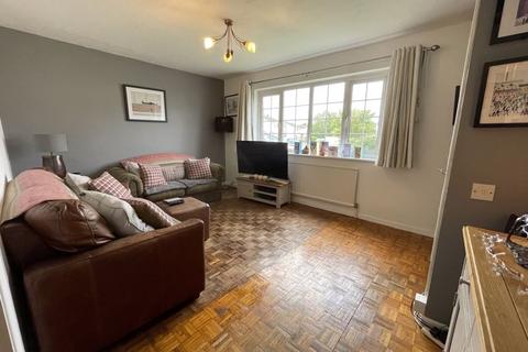 7 Brookside, Treoes, Bridgend, CF35 5DG