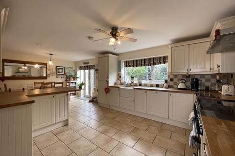 7 Brookside, Treoes, Bridgend, CF35 5DG