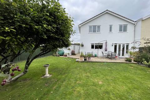 7 Brookside, Treoes, Bridgend, CF35 5DG