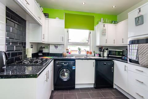 56 Alness Crescent, Glasgow, G52 1PH