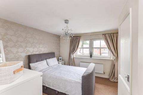37 Ashford Drive, Appleton, Warrington, WA4 5GG