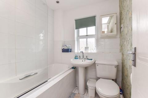 37 Ashford Drive, Appleton, Warrington, WA4 5GG