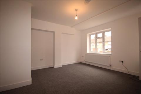 1 bedroom in a house share to rent, Applegarth Avenue, Guildford, GU2