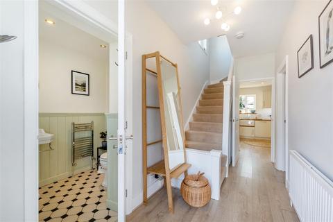 31 Harrow Road, Carshalton, SM5 3QH