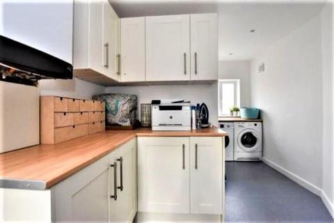 31 Harrow Road, Carshalton, SM5 3QH